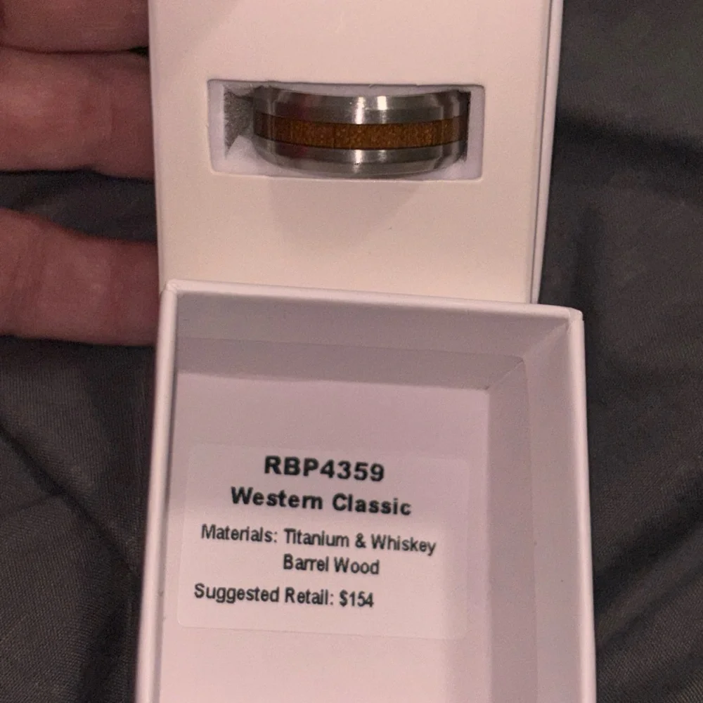 Bomb party men’s line! Whiskey barrel wedding ring! Size 12